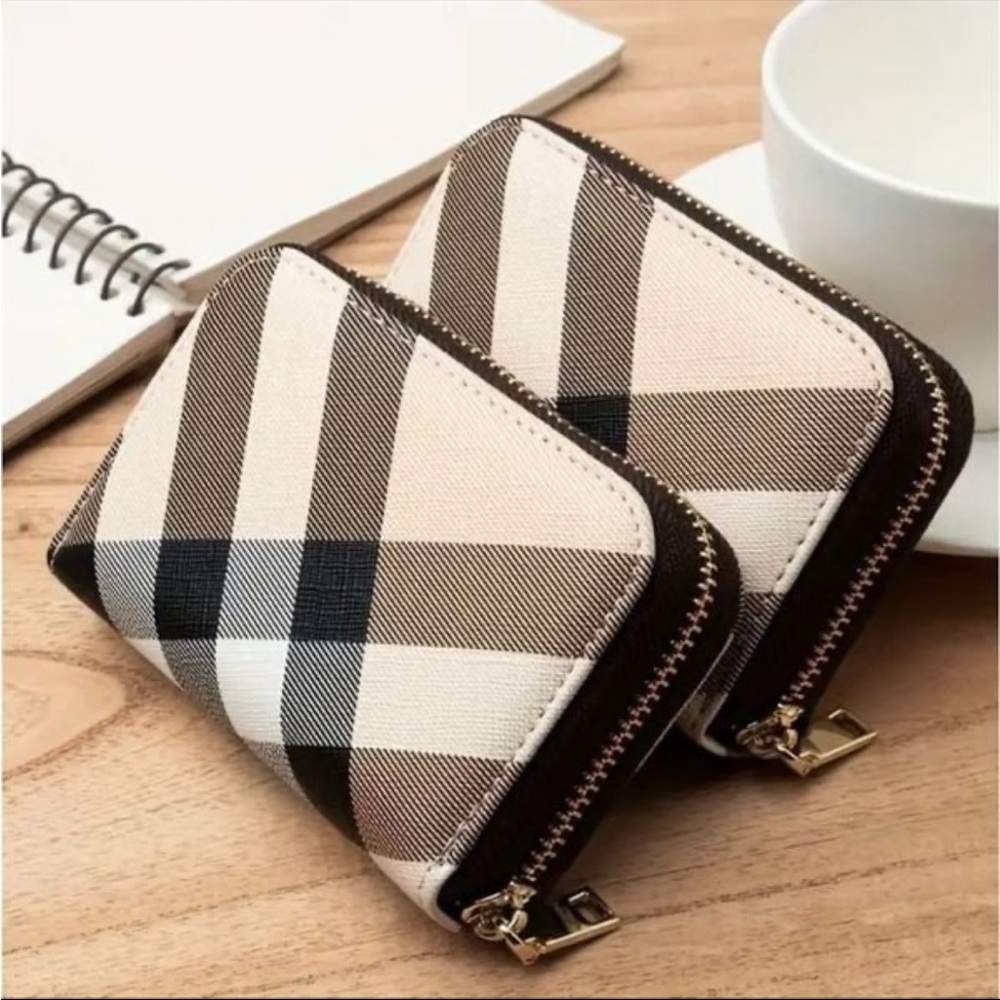Boutique vegan leather classic plaid zip around wallet/card holder NWT unisex